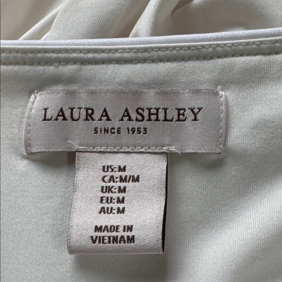 LAURA ASHLEY Bright White Pleated Overlay Skort - Picture 7 of 10